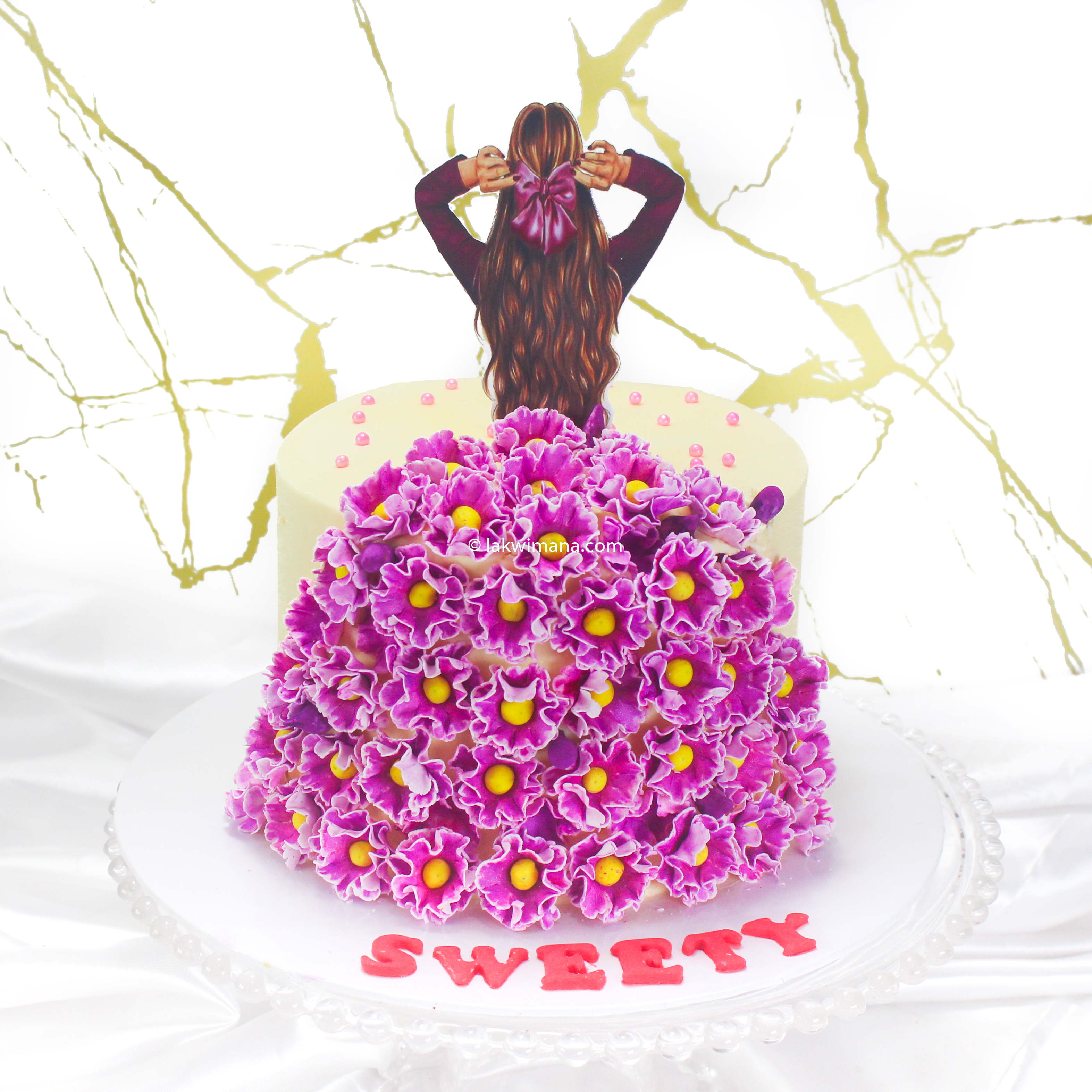 Flower Girl Cake - 1.2kg